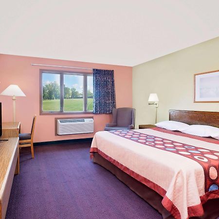 Hotel Super 8 By Wyndham Sturgeon Bay Exterior foto