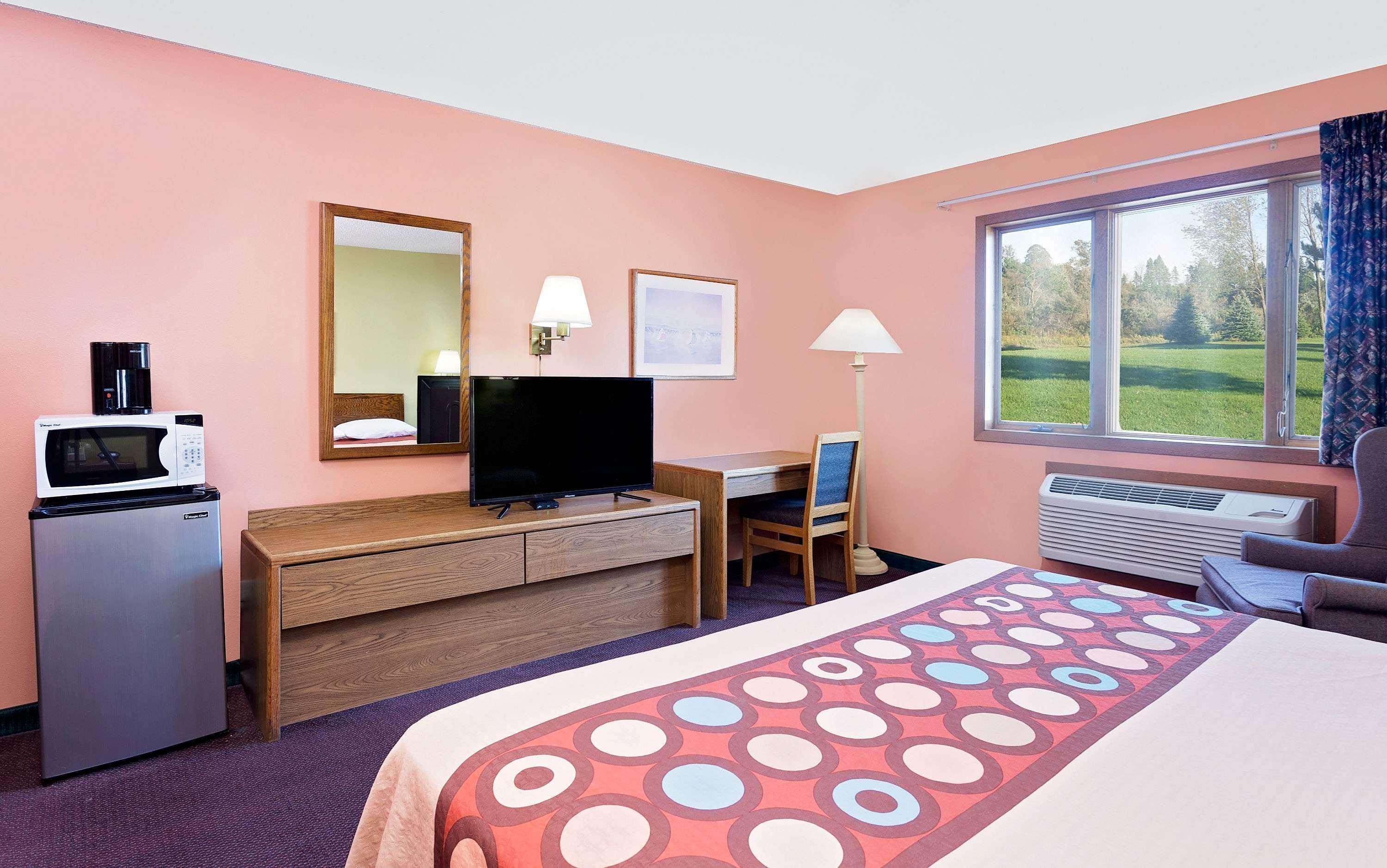 Hotel Super 8 By Wyndham Sturgeon Bay Exterior foto