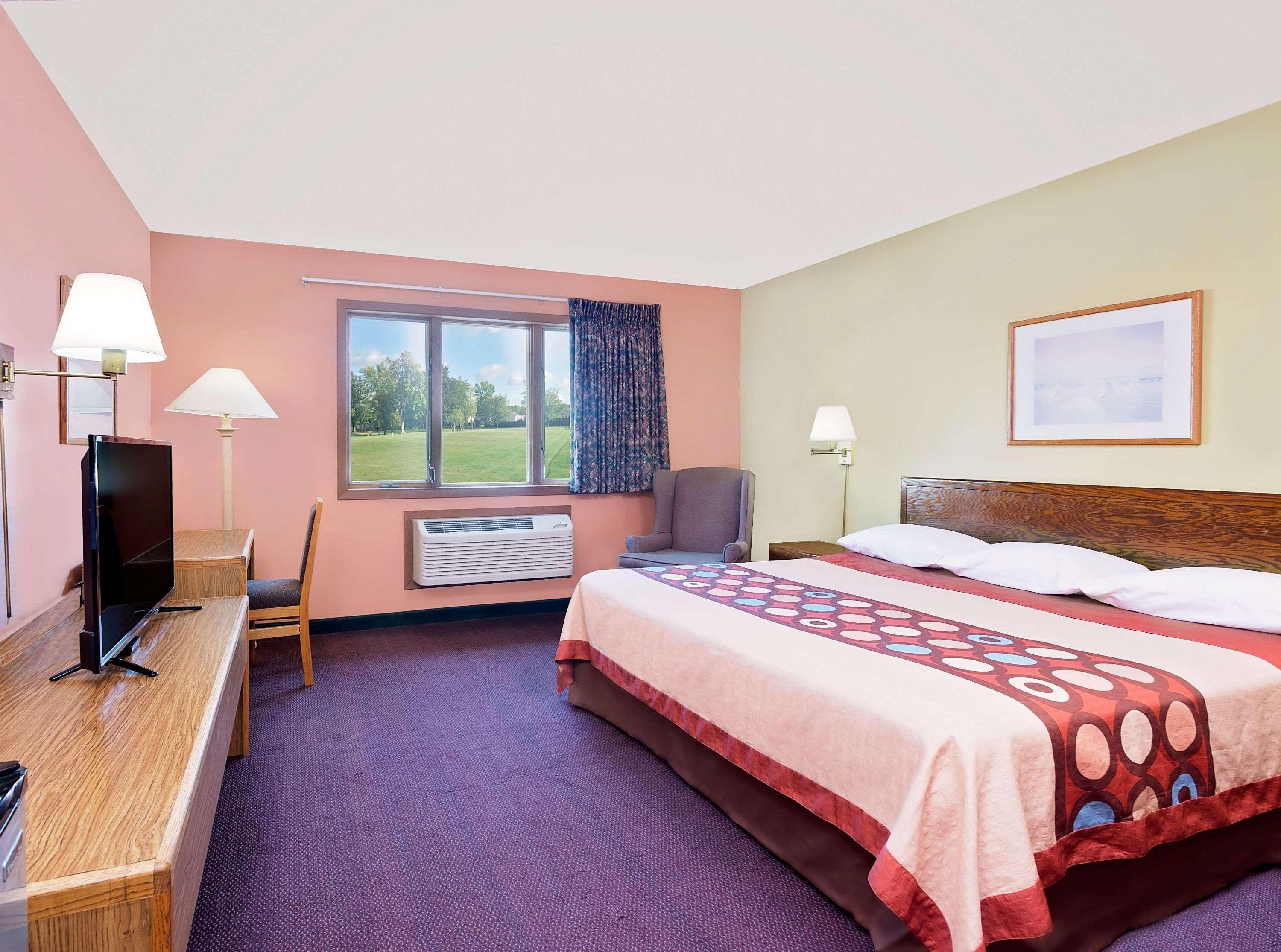 Hotel Super 8 By Wyndham Sturgeon Bay Exterior foto