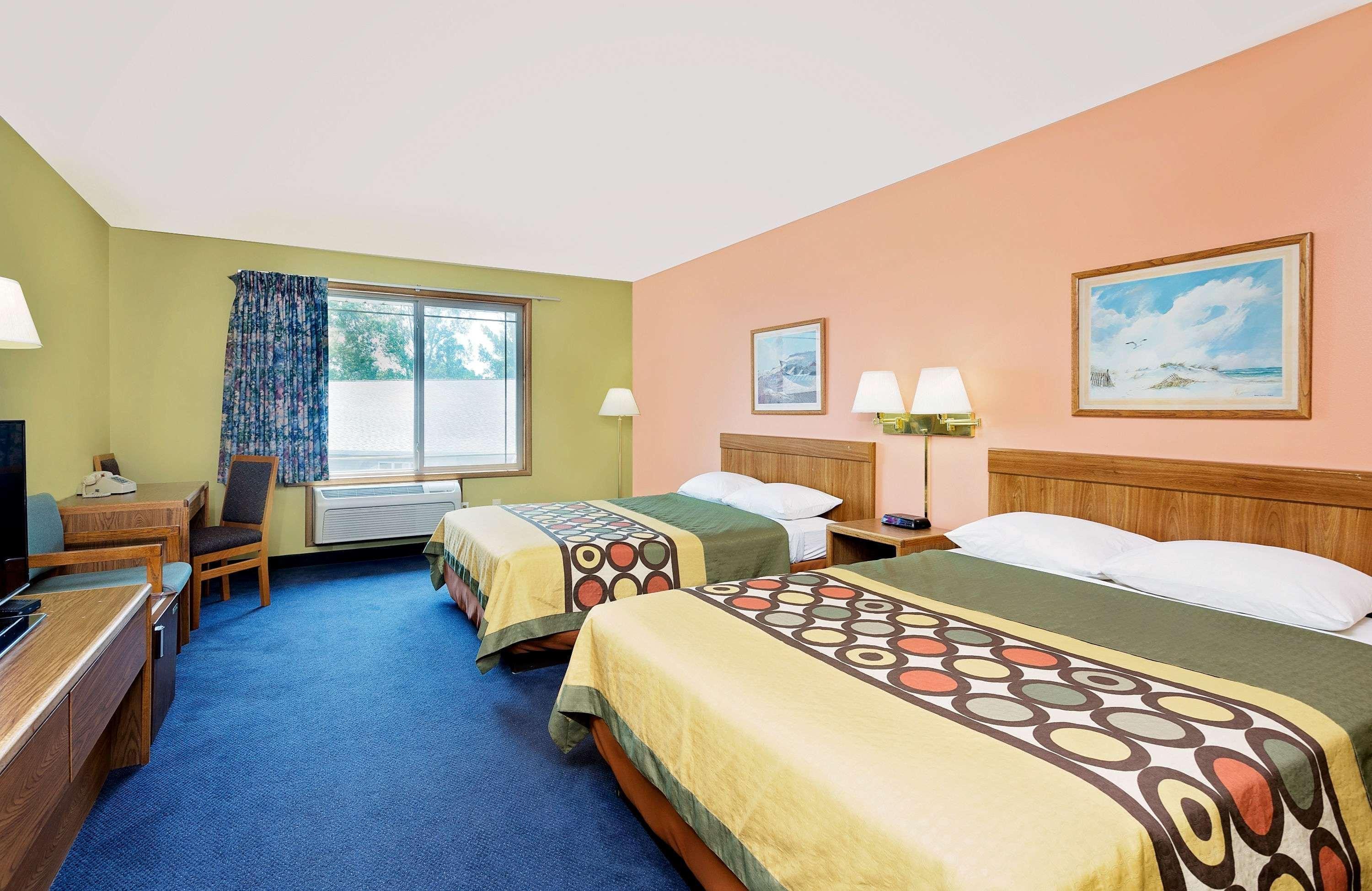 Hotel Super 8 By Wyndham Sturgeon Bay Exterior foto