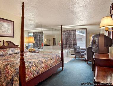 Hotel Super 8 By Wyndham Sturgeon Bay Zimmer foto